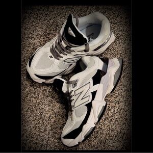 New Balance 9060 Women’s Sneakers - SIZE 8